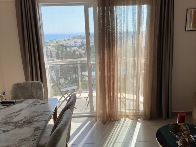 آپارتمان Iskele Long Beach Noyanlar Apartmani Sea Star 1+1 برای فروش با منظره دریا