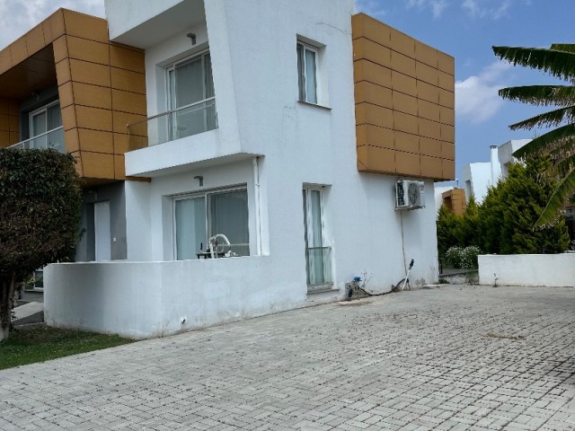 Saklı Kent Sitesinde Kiralık 3+1 İkiz Villa 