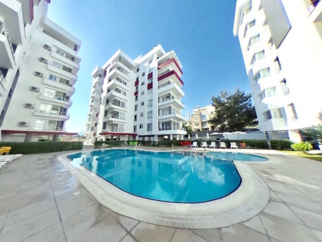 KKTC GİRNE MERKEZDE HAVUZLU SİTE İÇERİSİNDE 2+1 SATILIK DAİRE