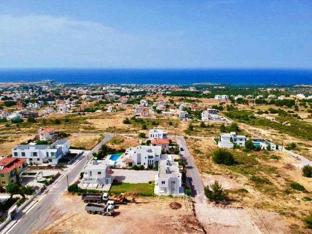 Residential Zoned Plot For Sale in Çatalköy, Kyrenia