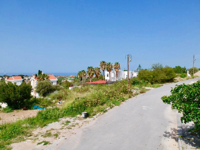 LAND FOR SALE IN KYRENIA OZANKOY REGION OF THE TRNC ** 