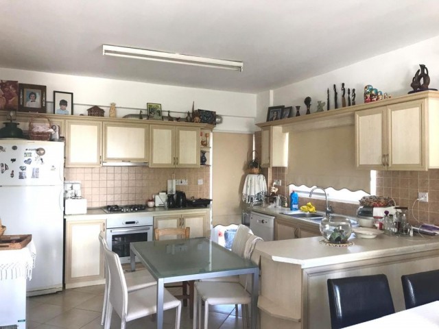 Flat For Sale in Girne Merkez, Kyrenia