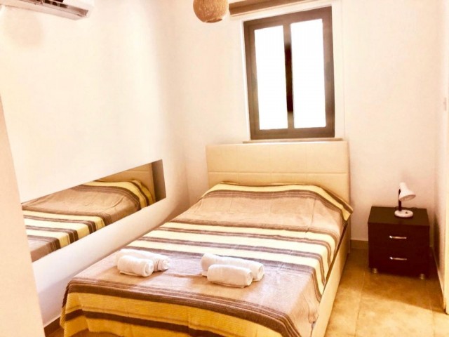 1+1 WOHNUNG ZUM VERKAUF IN DER REGION TRNC KYRENIA OZANKÖY MIT POOL ** 