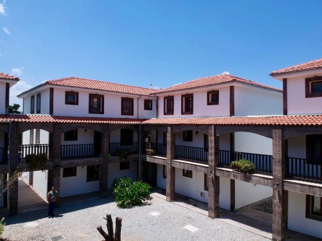 1+1 WOHNUNG ZUM VERKAUF IN DER REGION TRNC KYRENIA OZANKÖY MIT POOL ** 