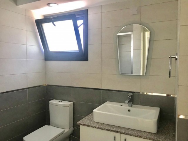 Flat To Rent in Girne Merkez, Kyrenia