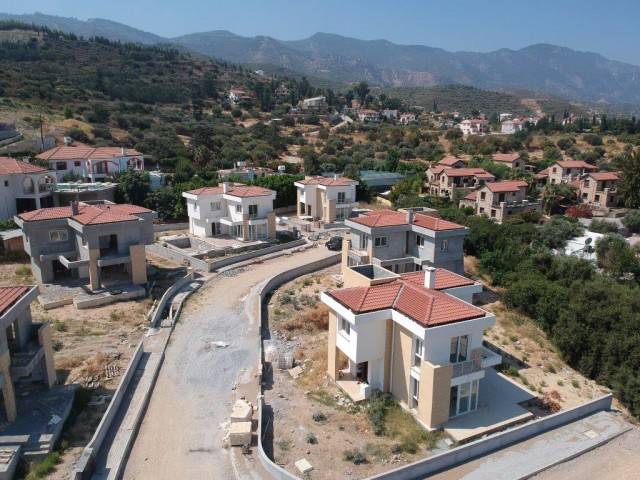 Вилла Продается in Yeşiltepe, Кирения