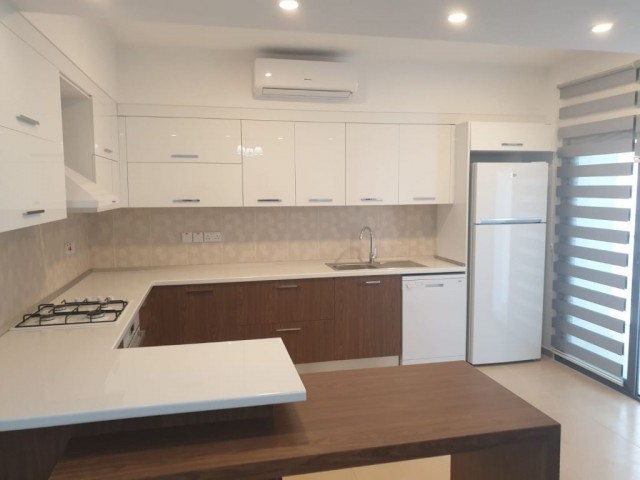 KKTC GİRNE MERKEZDE KİRALIK FULL EŞYALI 3+1 MODERN DAİRE 