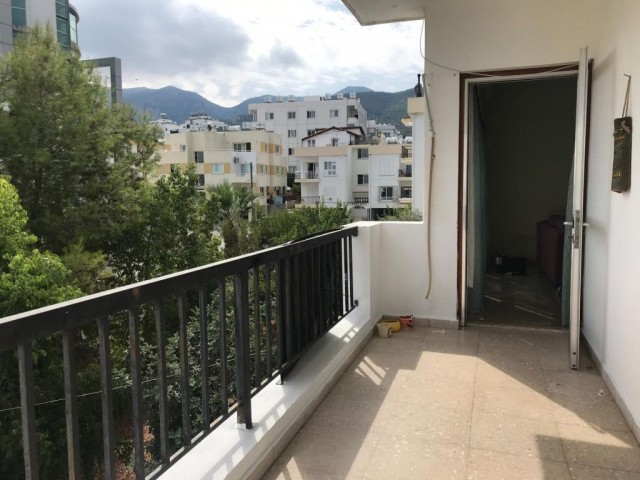 Flat To Rent in Girne Merkez, Kyrenia