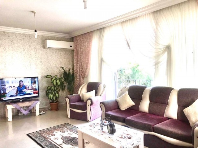 Flat For Sale in Girne Merkez, Kyrenia