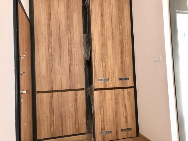 2+1 WOHNUNG ZUM VERKAUF IN KNC KYRENIA ZENTRUM ** 