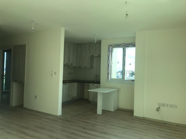 KKTC GİRNE MERKEZDE  2+1 SATILIK PENTHOUSE