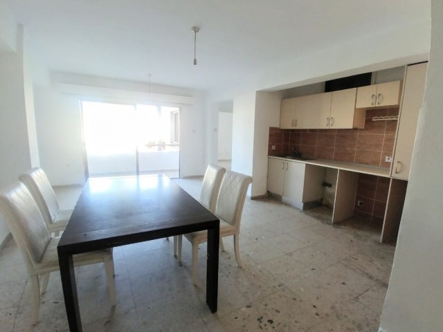 Flat To Rent in Girne Merkez, Kyrenia