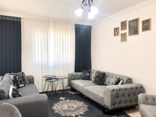 KKTC GİRNE MERKEZ'DE 2+1 SATILIK DAİRE