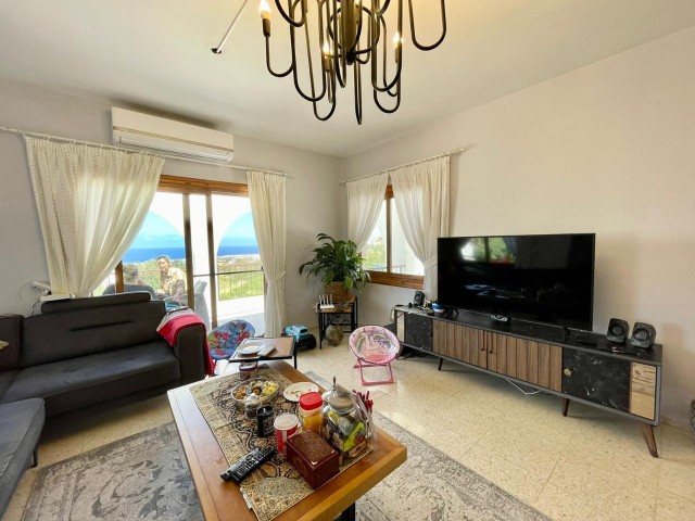 TRIPLEX VILLA FOR SALE WITH A MAGNIFICENT VIEW IN YEŞILTEPE! ** 