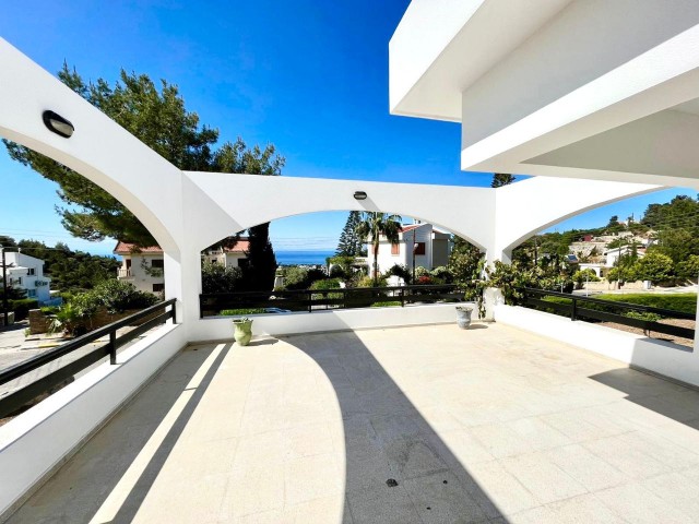 3+1 TRIPLEX VILLA FOR RENT WITH A GREAT VIEW IN BELLAPAIS! ** 