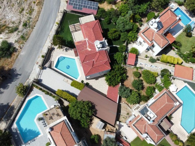 4 + 1 VILLA WITH A WONDERFUL GARDEN AND A PRIVATE POOL IN THE BELLAPAIS DISTRICT OF KYRENIA! ** 