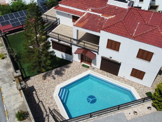 4 + 1 VILLA WITH A WONDERFUL GARDEN AND A PRIVATE POOL IN THE BELLAPAIS DISTRICT OF KYRENIA! ** 