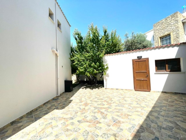 4 + 1 VILLA WITH A WONDERFUL GARDEN AND A PRIVATE POOL IN THE BELLAPAIS DISTRICT OF KYRENIA! ** 