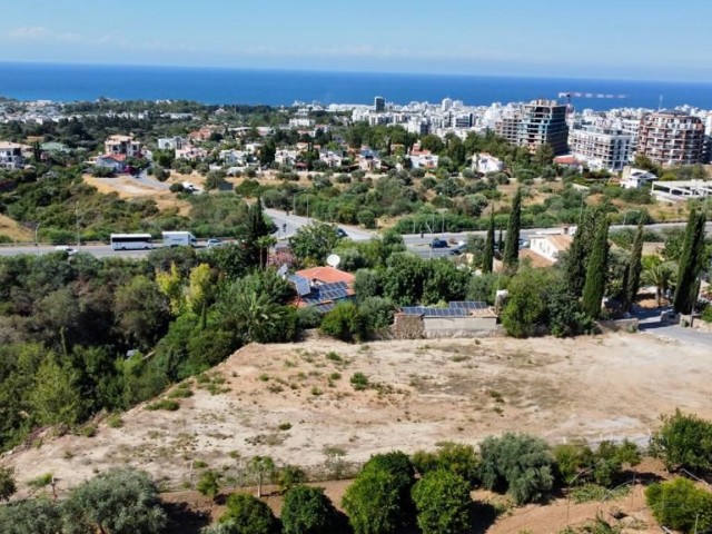 GRUNDSTÜCK ZUM VERKAUF MIT BLICK AUF DIE TÜRKISCHE URKUNDE AUF DER KYRENIA RINGSTRAßE ** 