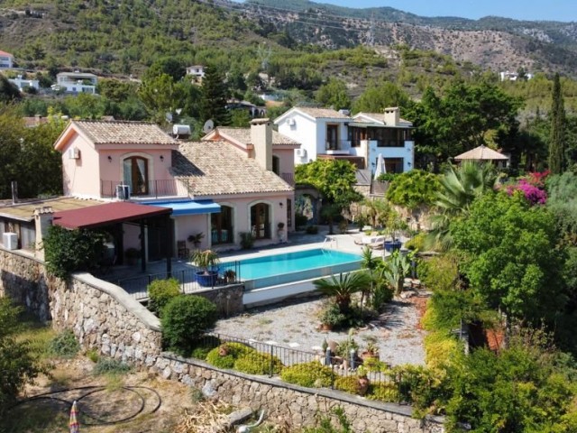 PRIVATE VILLA WITH BREATHTAKING UNINTERRUPTED SEA AND MOUNTAIN VIEWS! ** 