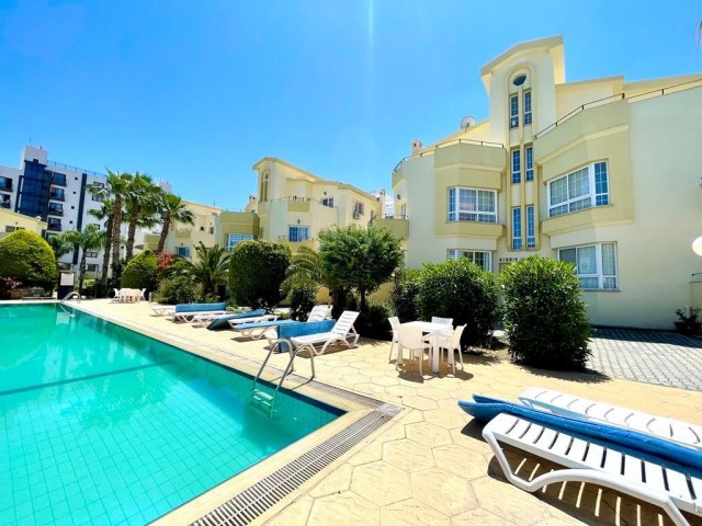 3 + 1 APARTMENT FOR SALE ON THE GARDEN FLOOR IN A COMPLEX WITH A POOL IN THE CENTER OF KYRENIA ** 