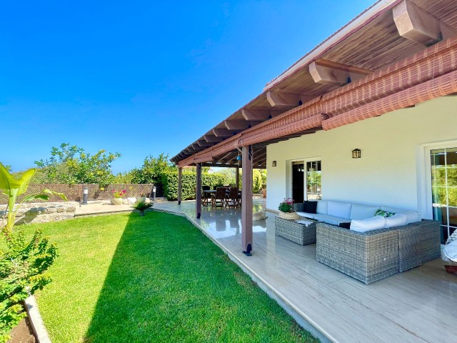 3 + 2 Villa zum Verkauf in Kyrenia Bellapais! ** 