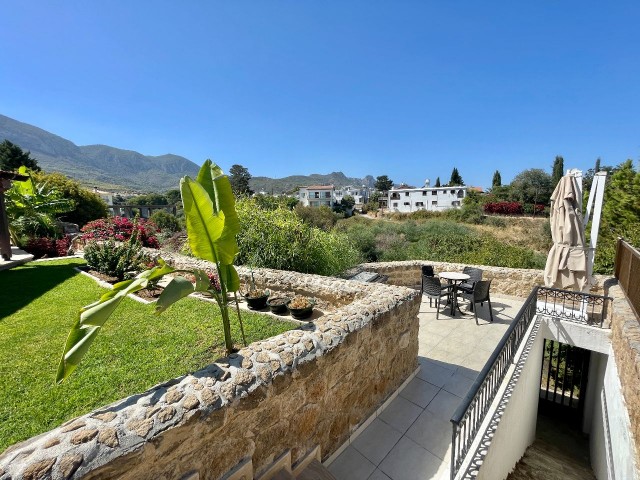 3 + 2 Villa zum Verkauf in Kyrenia Bellapais! ** 