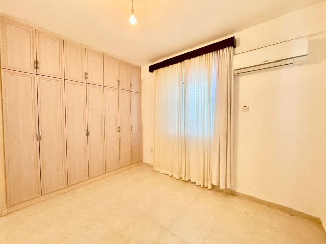 Flat For Sale in Girne Merkez, Kyrenia