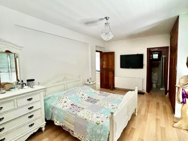 Villa For Sale in Çatalköy, Kyrenia