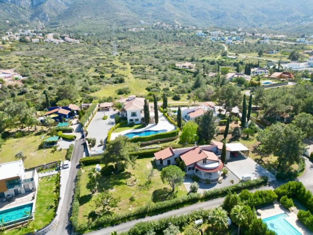 Single storey villa with large garden for sale in nature in Catalkoy!