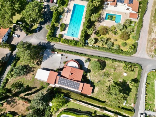 Single storey villa with large garden for sale in nature in Catalkoy!
