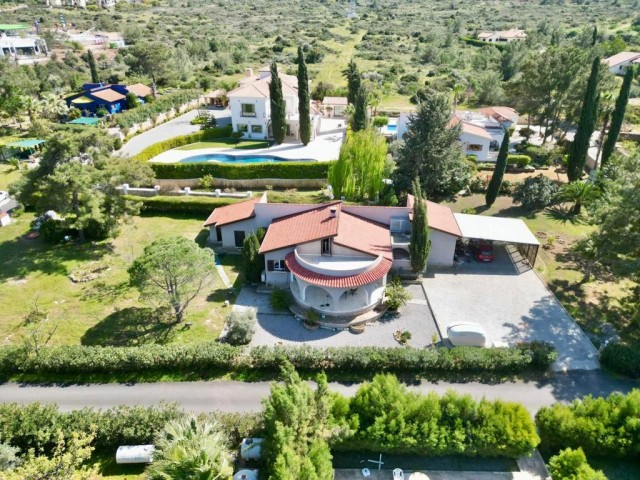 Single storey villa with large garden for sale in nature in Catalkoy!