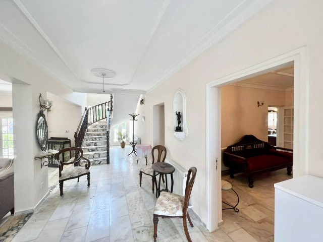 4+2 VILLA WITH LARGE GARDEN ON THE GIRNE RING ROAD!