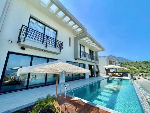 Ultra luxury villas with spectacular views for sale on the Kyrenia Ring Road!!!