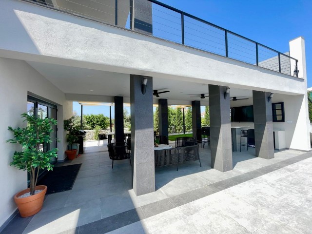 Girne Çatalköy’de Satılık lüks modern villa!