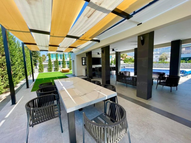 Luxury modern villa for sale in Çatalköy, Kyrenia!