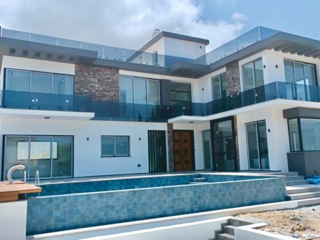 NORDZYPERN KYRENIA 4+1 ULTRALUX VILLA