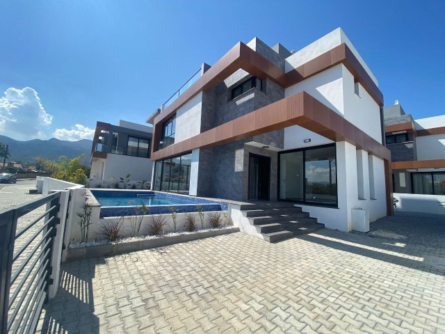 4+1 LUXUSVILLA MIT POOL ZU VERKAUFEN IN ÇATALKÖY, GIRNE, WENIGE ENTFERNUNG ZUM MEER!!!