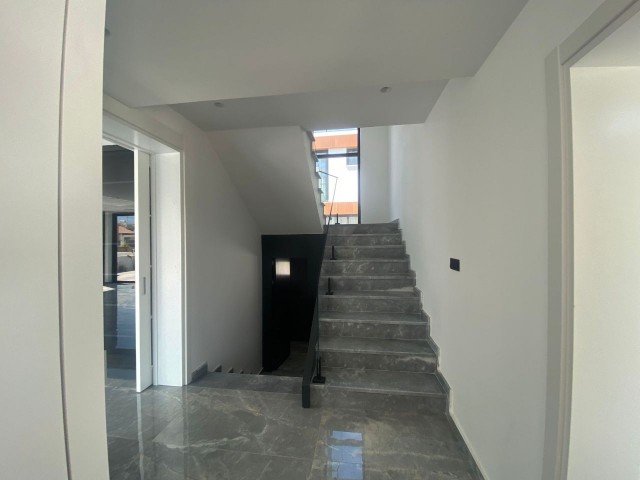 4+1 LUXURY VILLA WITH POOL FOR SALE IN ÇATALKÖY, GIRNE, WALKING DISTANCE TO THE SEA!!!