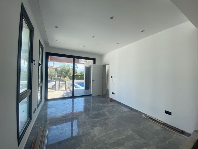 4+1 LUXUSVILLA MIT POOL ZU VERKAUFEN IN ÇATALKÖY, GIRNE, WENIGE ENTFERNUNG ZUM MEER!!!