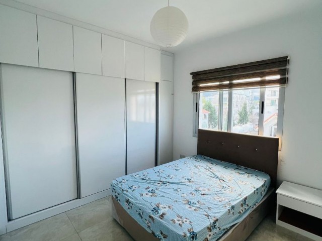 GİRNE MERKEZİ KONUMUNDA SATILIK 2+1 DAİRE 