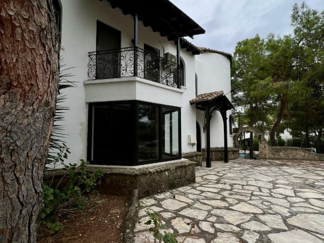 4+1 VILLA FOR SALE IN ÇATALKÖY!