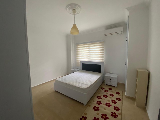 GİRNE MERKEZDE 3+1 SATILIK DAİRE