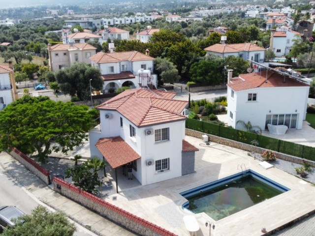 4+1 Detached Villa with Private Swimming Pool in a Large Detached Garden for Sale in Ozanköy..