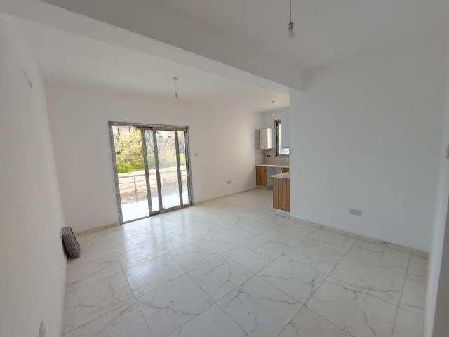 New 2+1 Flats Ready to Move in a Central Location in Kyrenia / Alsancak..