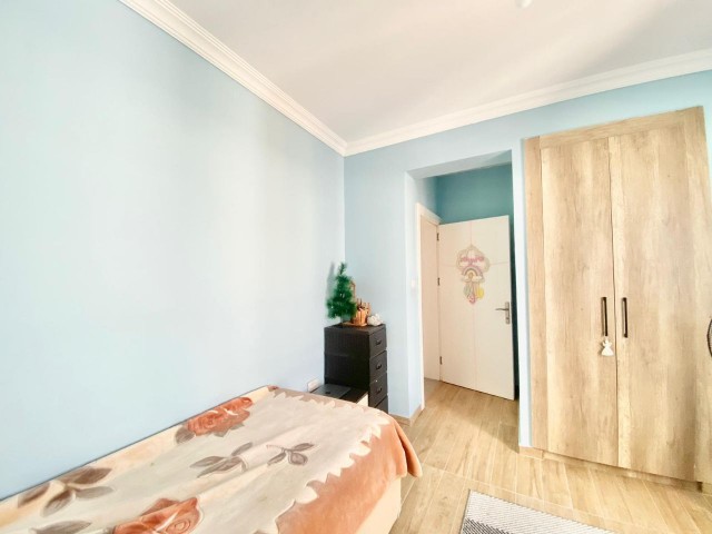 3+1 FLAT FOR SALE IN ALSANCAK, CYPRUS, WITH A STUNNING MOUNTAIN AND SEA VIEW, WAY DISTANCE FROM NECAT BRITISH AND MERIT HOTELS. EVERYTHING YOU NEED IS WITHIN WALKING DISTANCE