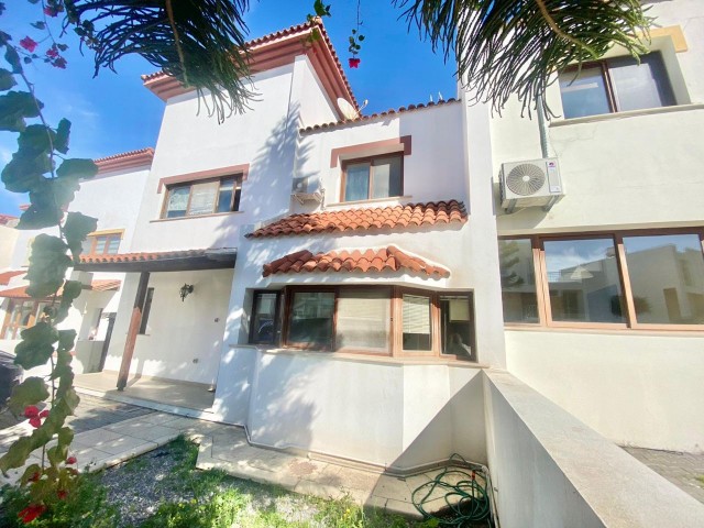 3+1 VILLA FOR SALE WITH POOL AND LARGE ROOF TERRACE IN TRNC GIRNE DOGANKOY, WALKING DISTANCE TO THE OLD SCHOOL AND EVERYTHING YOU NEED, 5 MINUTES TO MARKETS, PUBLIC TRANSPORTATION AND RESTAURANTS.