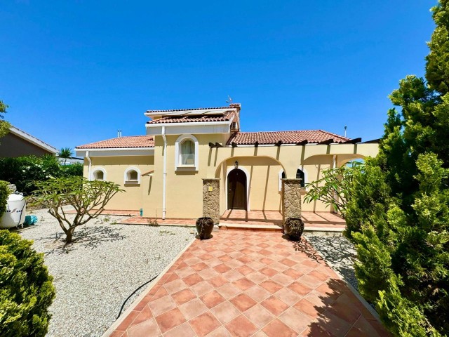 4+2 Villa for Sale in Zeytinlik, Kyrenia, Northern Cyprus. Located in the Zeytinlik area, the villa has panoramic views.