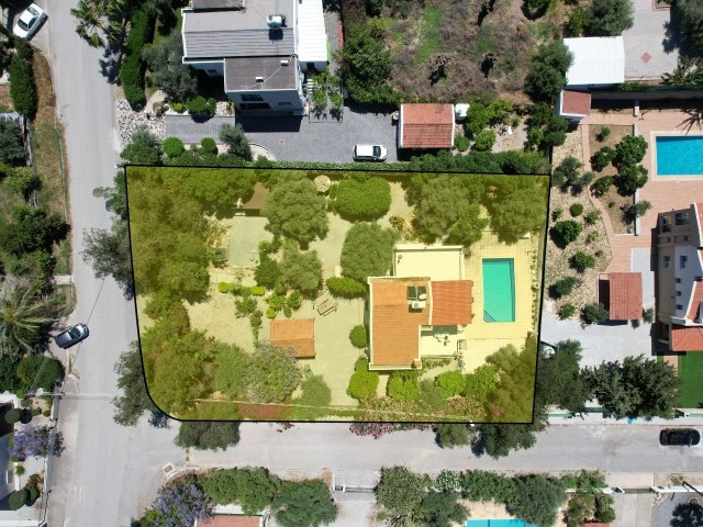 🍀Duplex Villa with private swimming pool for SALE in 1 decare of fully detached garden in Ozanköy, Kyrenia..