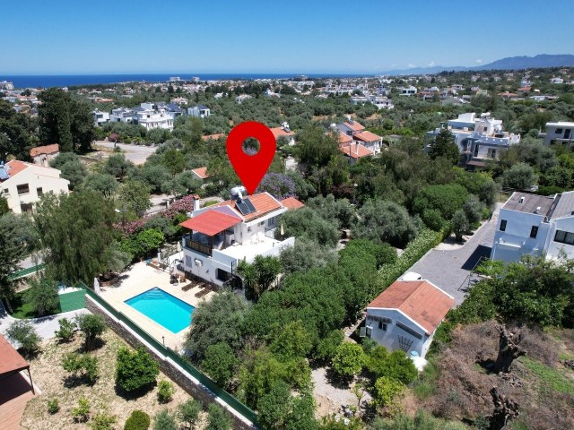 🍀Duplex-Villa mit privatem Pool zum VERKAUF in einem 1 Dekaden großen, völlig freistehenden Garten in Ozanköy, Kyrenia.